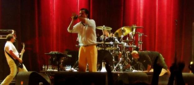 Faith No More hizo una versión de 'All my Life' Faith No More hizo una versión de 'All my Life'