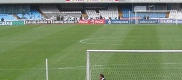 fotografia de un campo de futbol fotografia de un campo de futbol