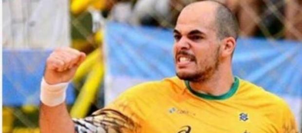 Gustavo César Rodrigues reforça FC Porto Gustavo César Rodrigues reforça FC Porto