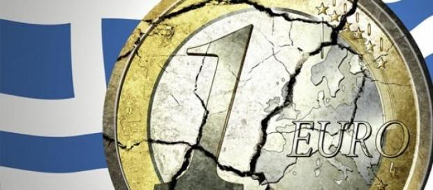 Il referendum in Grecia mette a rischio l'euro Il referendum in Grecia mette a rischio l'euro