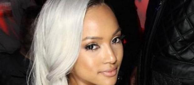 Model Karrueche Tran ist jetzt Single und blond. Model Karrueche Tran ist jetzt Single und blond.