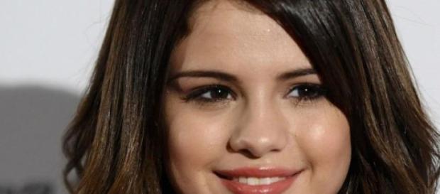 Selena Gomez vive uma fase feliz. Selena Gomez vive uma fase feliz.