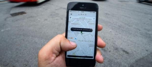 Uber encontra-se em Portugal desde Julho de 2014. Uber encontra-se em Portugal desde Julho de 2014.