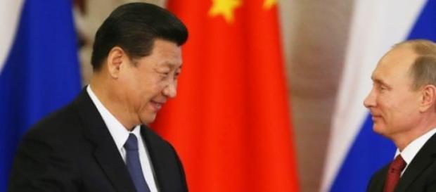 I presidenti Xi Jinping e Putin I presidenti Xi Jinping e Putin