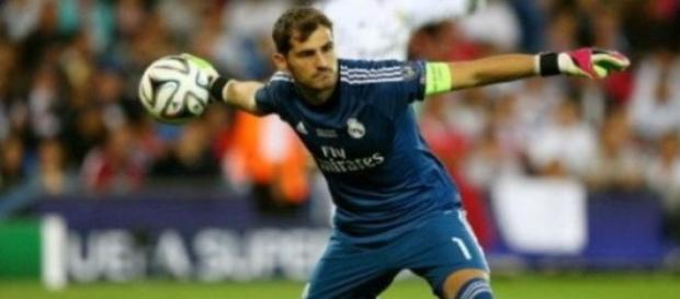 Iker Casillas a caminho do FC Porto Iker Casillas a caminho do FC Porto