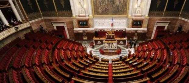 L'hémicycle de l'assemblée nationale L'hémicycle de l'assemblée nationale
