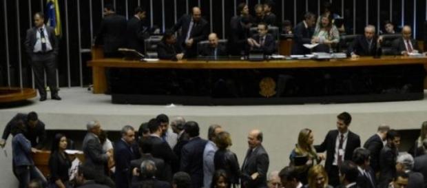 Parlamentares se mobilizam para nova votação Parlamentares se mobilizam para nova votação