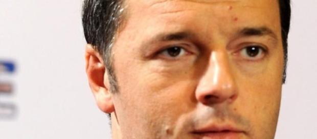 Renzi e le pensioni alle donne già nonne a 57 anni Renzi e le pensioni alle donne già nonne a 57 anni