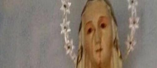 La statua della Madonnina