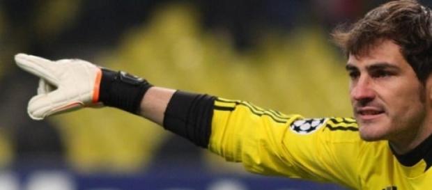 Iker casillas pone rumbo al Oporto Iker casillas pone rumbo al Oporto