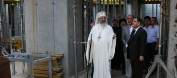 Patriarhul Daniel şi Marian Vanghelie Patriarhul Daniel şi Marian Vanghelie