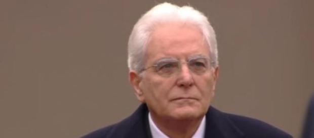 Scuola ultime news: Mattarella ha la legge in mano Scuola ultime news: Mattarella ha la legge in mano