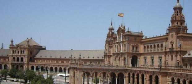 Un hombre muere por golpe de calor en Sevilla Un hombre muere por golpe de calor en Sevilla