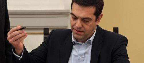 Alexis Tsipras trova l'accordo con l'UE 