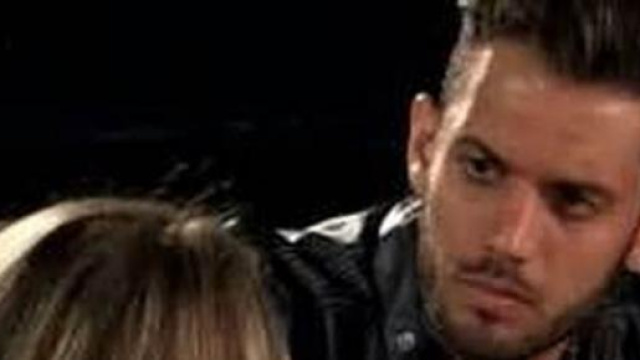 Gianmarco Valenza nel confronto con Aurora Betti.