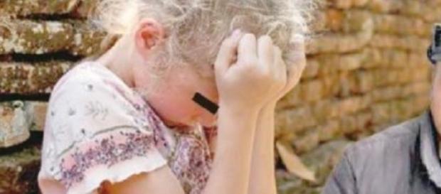 Două fetițe au fost violate cinci ani la rând Două fetițe au fost violate cinci ani la rând