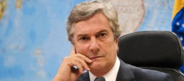 Polícia faz busca e apreensão em afiliada da Globo Polícia faz busca e apreensão em afiliada da Globo