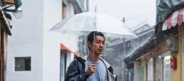 Ryo Kase (Mori) dans le film Hill of Freedom Ryo Kase (Mori) dans le film Hill of Freedom