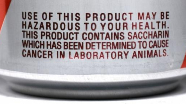 Pericolo per salute da cibo e bevande spazzatura