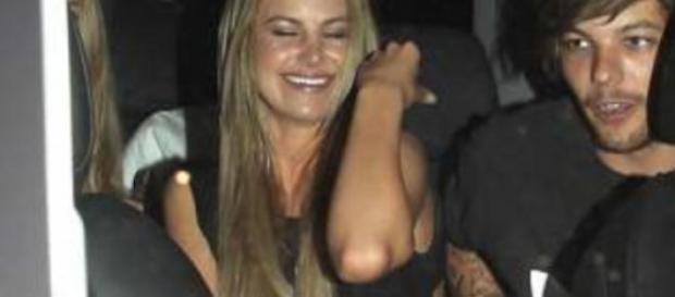 Briana e Louis Tomlinson vão ser pais- Briana e Louis Tomlinson vão ser pais-