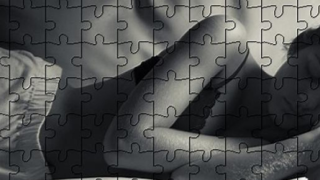 Stuprata nel sonno dal suo ragazzo