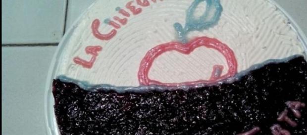 ecco un esempio di decoro sulla cheese cake ecco un esempio di decoro sulla cheese cake