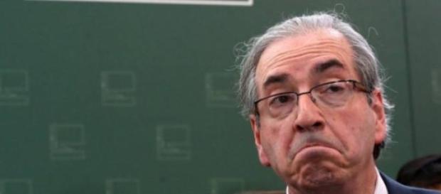 Eduardo Cunha é acusado de cobrar propina Eduardo Cunha é acusado de cobrar propina