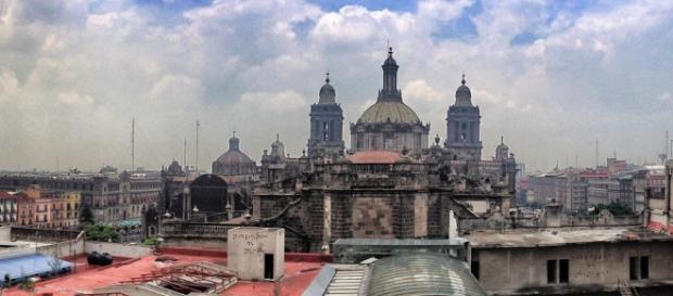 Mexico debe de crecer, México son sus ciudadanos. Mexico debe de crecer, México son sus ciudadanos.