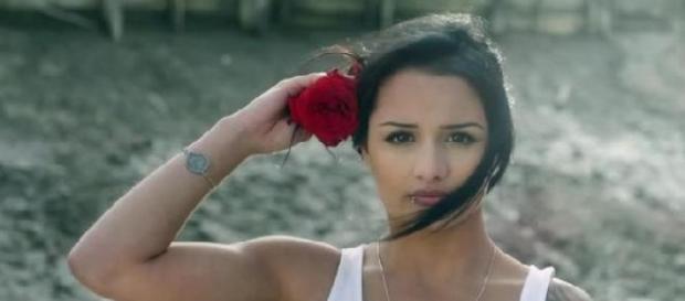 Florina Perez compte bien nous faire danser Florina Perez compte bien nous faire danser