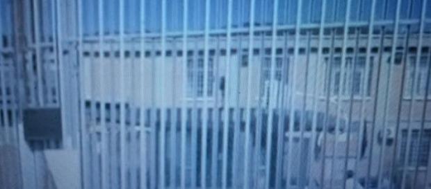 L'esterno del carcere di Fuorni L'esterno del carcere di Fuorni