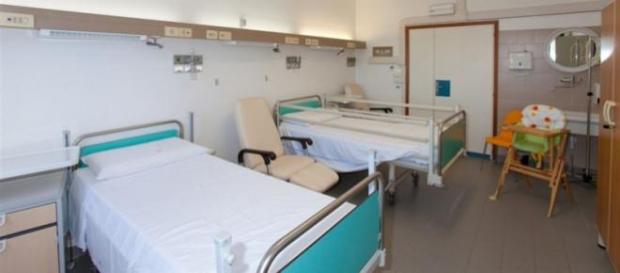 La stanza di un ospedale pediatrico La stanza di un ospedale pediatrico