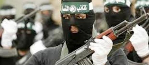 Al-Kaida i Państwo Islamskie w Algierii Al-Kaida i Państwo Islamskie w Algierii