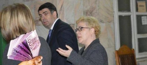 Cine este judecătoarea Georgiana Moldovan? Cine este judecătoarea Georgiana Moldovan?