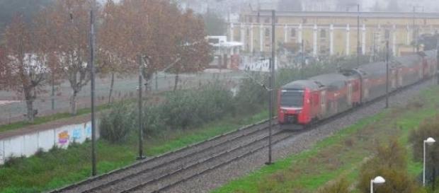 Comboio suburbano com destino a Lisboa. Comboio suburbano com destino a Lisboa.
