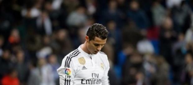 Cristiano Ronaldo não está feliz. Cristiano Ronaldo não está feliz.