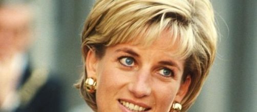 Lady Diana ed il suo inconfondibile taglio corto