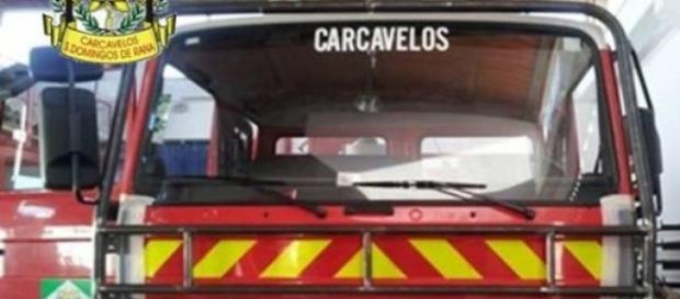 Bombeiros de Carcavelos indignados com a multa. Bombeiros de Carcavelos indignados com a multa.