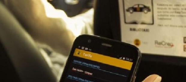 EasyTaxi es la principal empresa de servicios EasyTaxi es la principal empresa de servicios