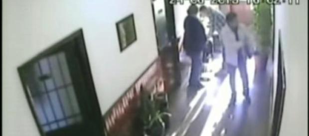 Ingreso de los delincuentes a la escribanía Ingreso de los delincuentes a la escribanía