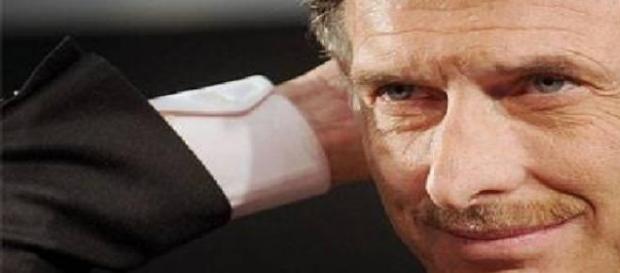 Mauricio Macri, y una serie de resultados negativo Mauricio Macri, y una serie de resultados negativo