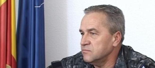 Șeful SAS Tomiță Lazăr este căutat în Siret. Șeful SAS Tomiță Lazăr este căutat în Siret.