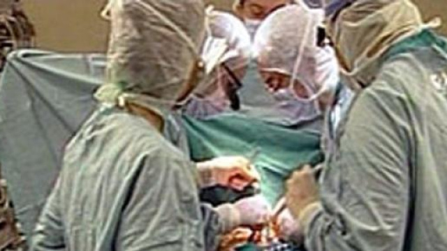 esecuzione di un intervento chirurgico