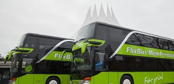FlixBus debutta in Italia