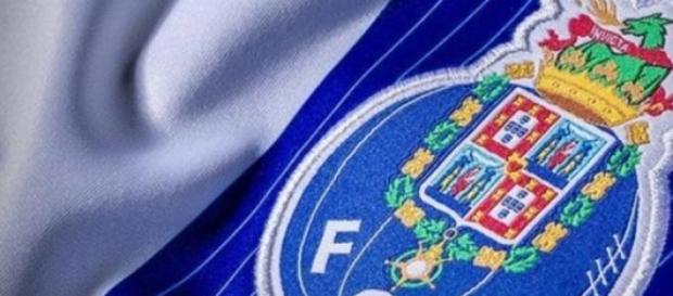 FC Porto bate recordes de vendas. FC Porto bate recordes de vendas.