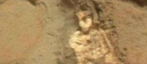 La foto scattata da Curiosity La foto scattata da Curiosity