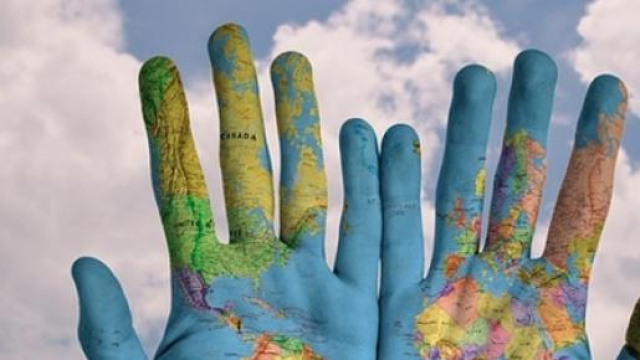 Grecia, aumento IVA al 23%