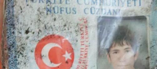 El joven se inmoló y causó la muerte de 32 kurdos