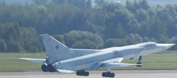 Bombardier strategic supersonic TU-22 M3-Backfire Bombardier strategic supersonic TU-22 M3-Backfire