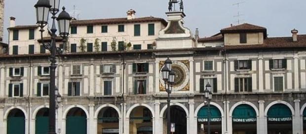 Brescia, piazza della Loggia oggi. Brescia, piazza della Loggia oggi.