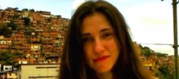 Inés González, detenida por tuitear contra Maduro Inés González, detenida por tuitear contra Maduro